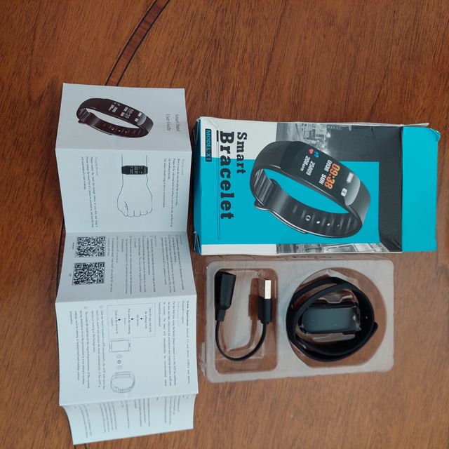 Smart Bracelet Fitness TrackerHeart Rate, Steps,