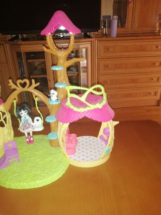 Casa árbol enchantimal