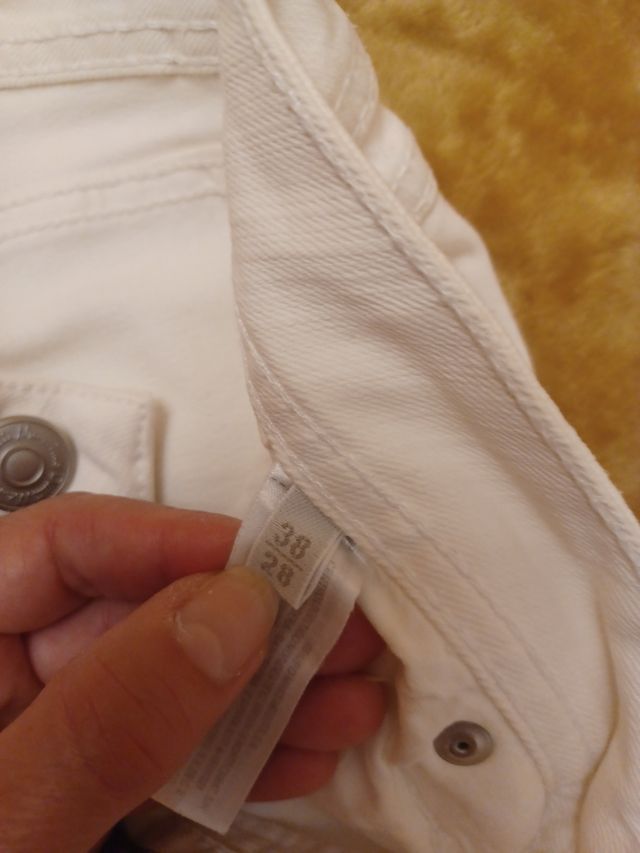 2 Vaqueros Massimo Dutti 