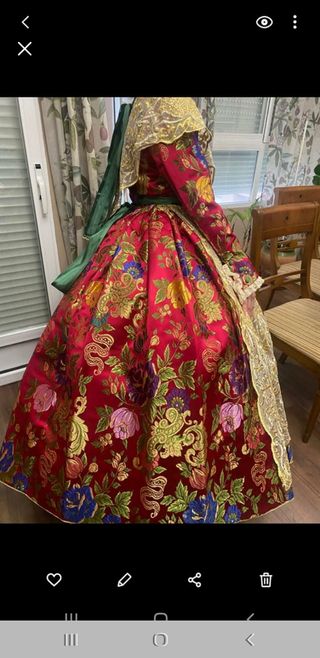 Traje de fallera 
