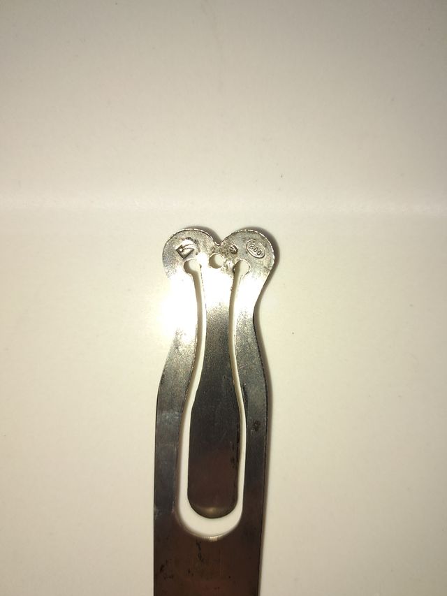 Clip o pinza para billetes. De plata antiguo.