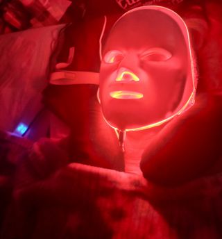 Pestañas, manicura, pedicura , cejas.