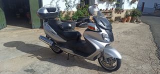 BURGMAN 650 EXECUTIVE