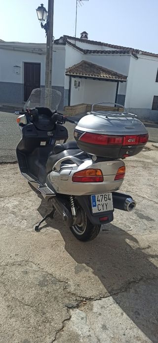 BURGMAN 650 EXECUTIVE