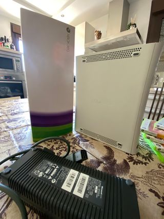 X-Box 360 +Kinect +4 mandos +4 micros+8 juegos