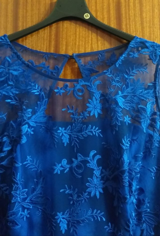 Vestido sin mangas celebración