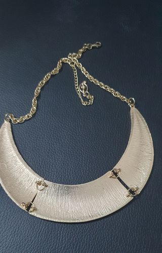 Gargantilla stradivarius