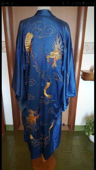 Antico kimono originale giapponese in seta