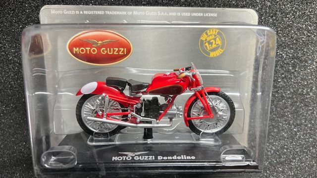Moto Guzzi Dondolino, escala 1/24.