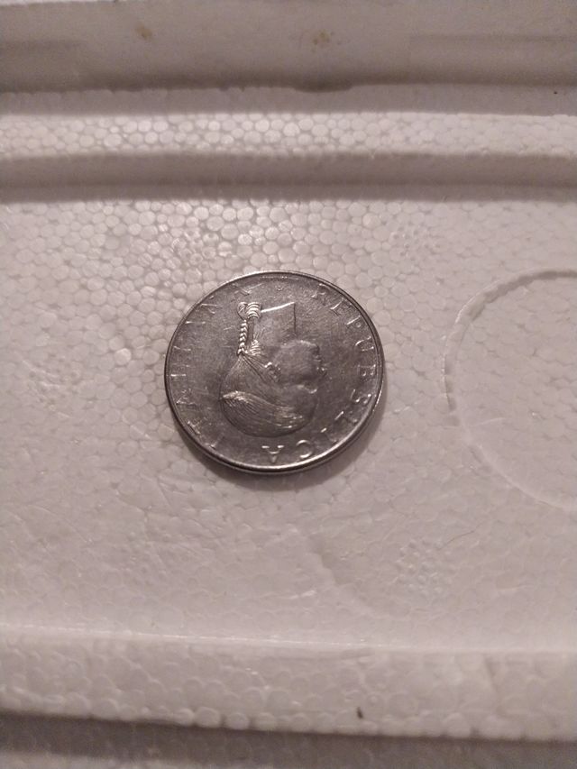 moneta 100 lire fao del 1979 testa rovesciata