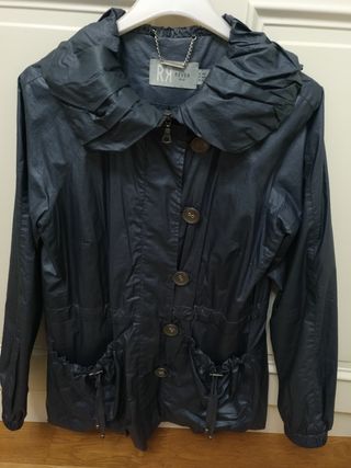 Gabardina azul marino