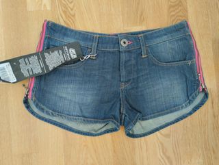 short vaquero DIESEL