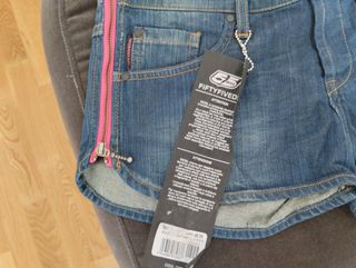 short vaquero DIESEL