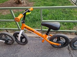 bicicleta sin pedales