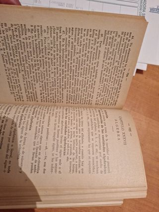 Libros antiguos a 3€ unidad