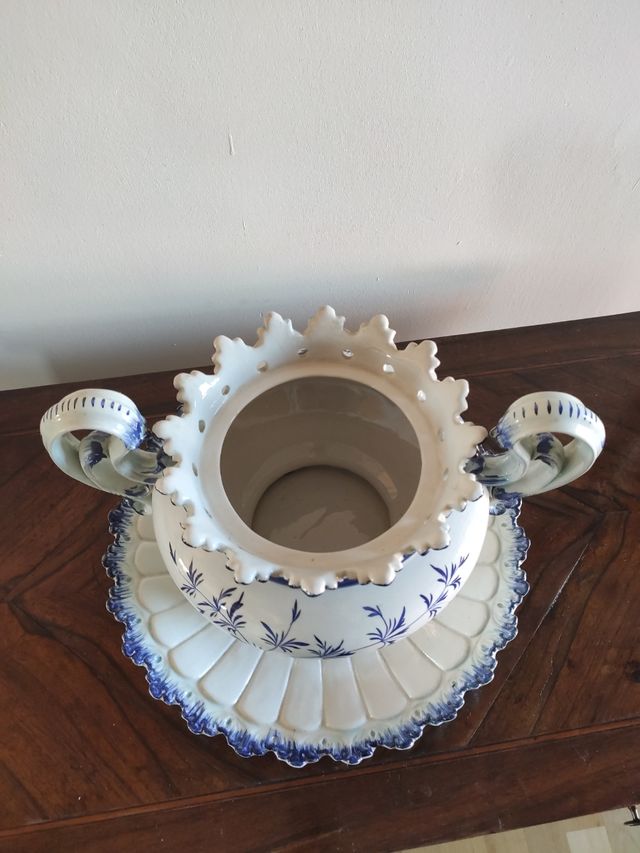 zuppiera in porcellana