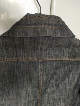 Cazadora Adolfo Domínguez