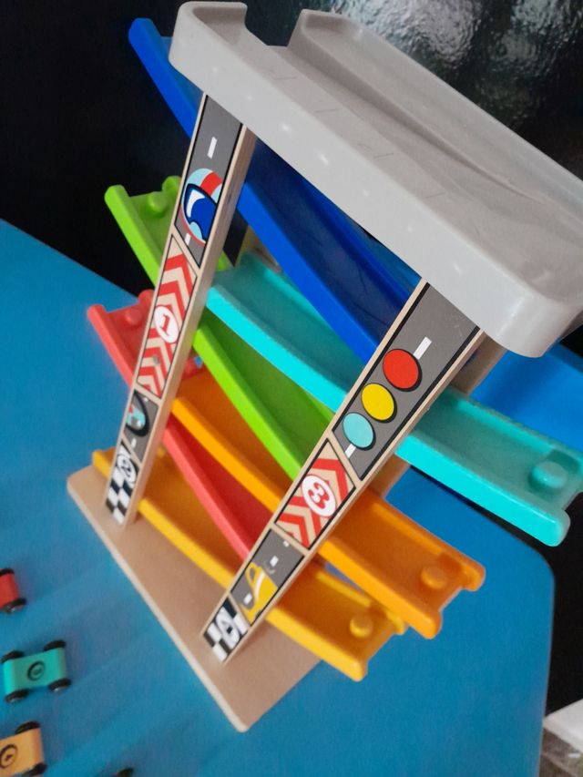 Rampa coches de madera