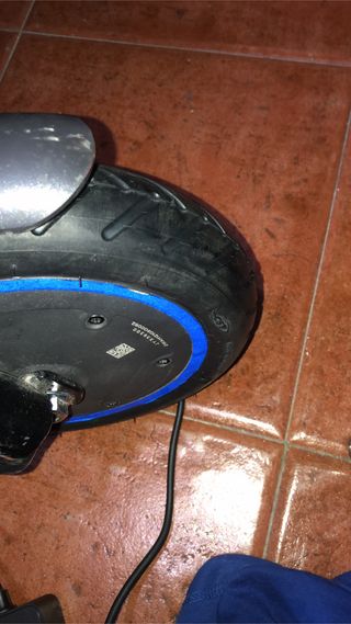 Personalización, reparación y trucaje de patinetes