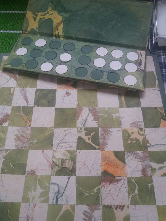Damas, juego de mesa, artesanía