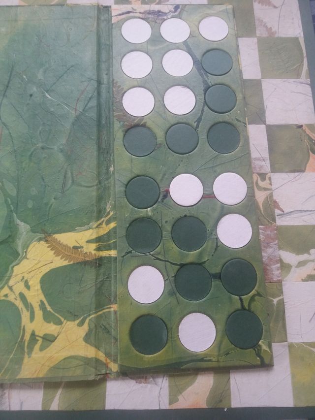 Damas, juego de mesa, artesanía