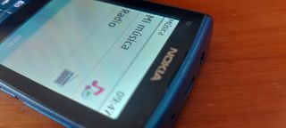 Nokia x3 tactil . Movistar , con cargador .