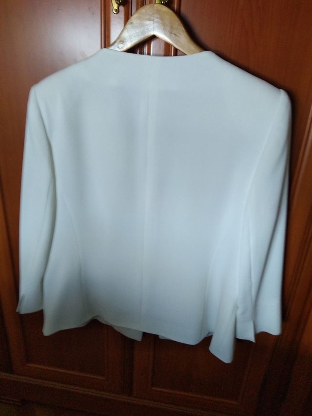 Chaqueta blanca de mujer