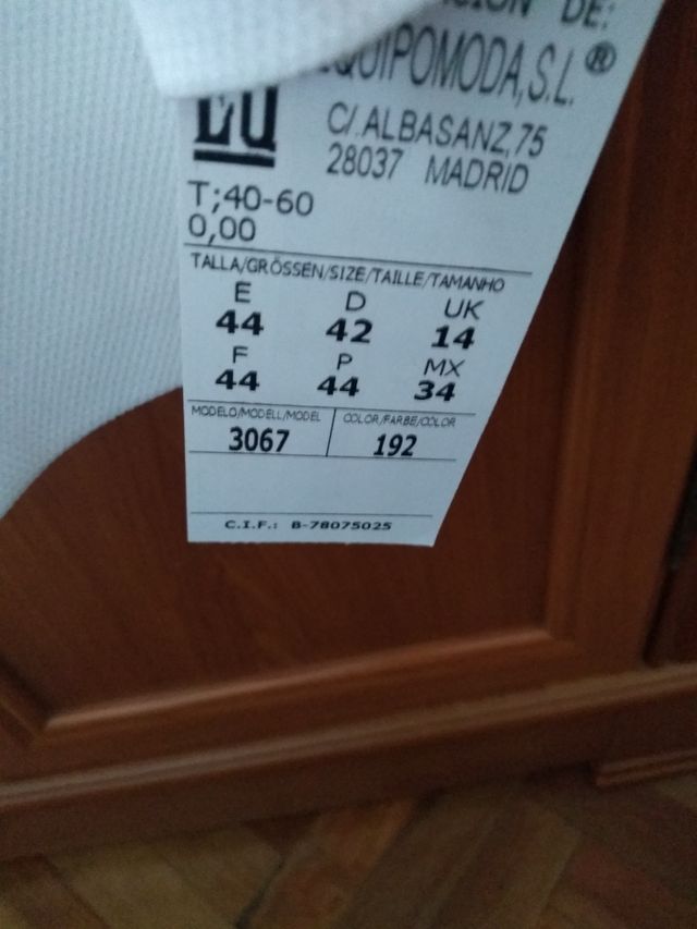 Chaqueta blanca de mujer