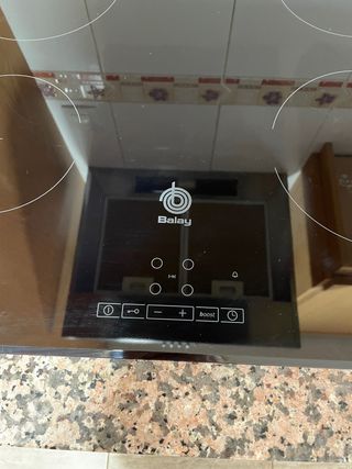 Placa Inducción Balay de 4 secciones 