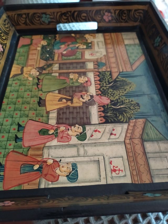 BANDEJA PINTADA A MANO DE CHINA