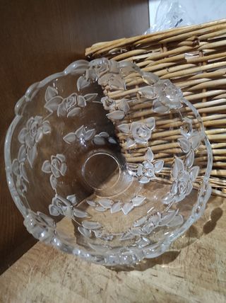 Frutero de  Cristal  con relieve.