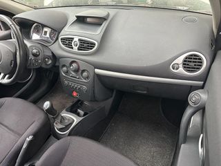 DESPIECE RENAULT CLIOIII 5PUERTAS 1.5 DCI85CV 2008