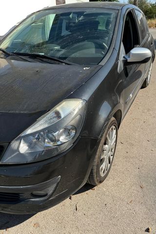 DESPIECE RENAULT CLIOIII 5PUERTAS 1.5 DCI85CV 2008