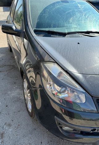 DESPIECE RENAULT CLIOIII 5PUERTAS 1.5 DCI85CV 2008