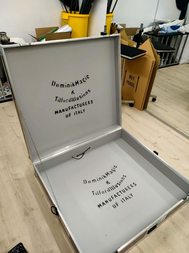 Flight case, caja para transportar de segunda mano por 250 EUR en