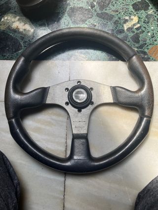 Volante momo nardi