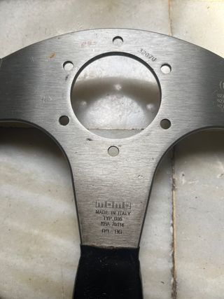 Volante momo nardi