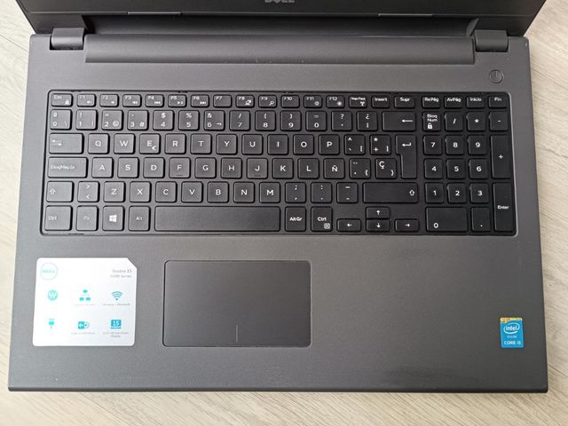 DELL VOSTRO 15 i5 5200U / SSD 256gb