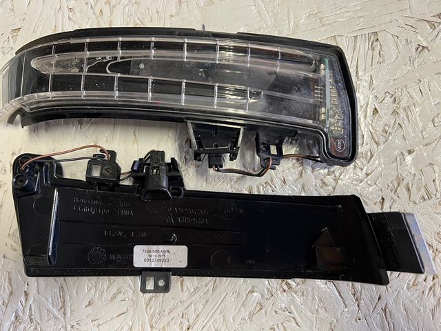 Indicatori direzione Mercedes