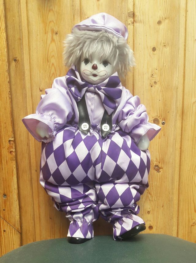 Muñeco de porcelana