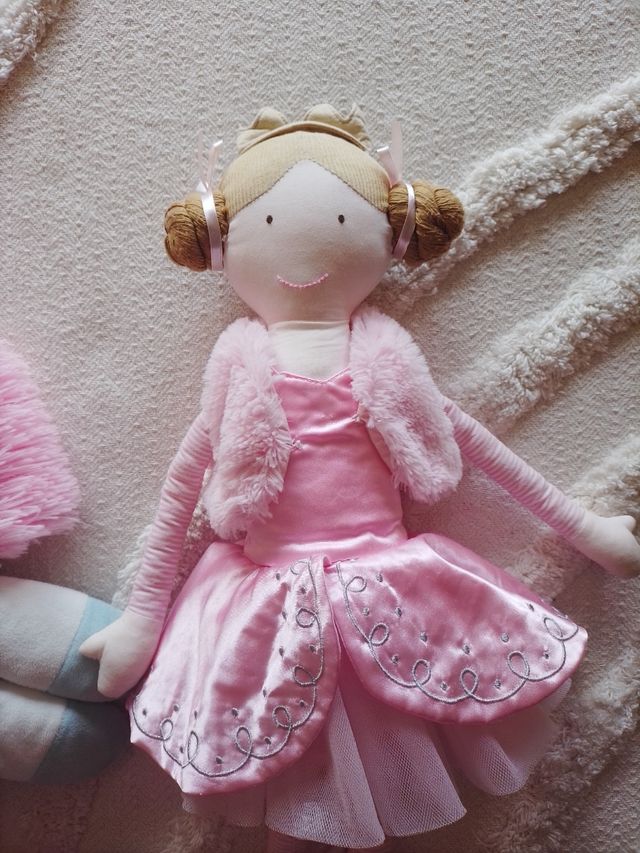 muñeca sía y unicornio