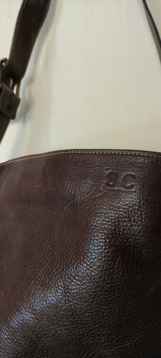 Bolso de piel hecho en Toledo
