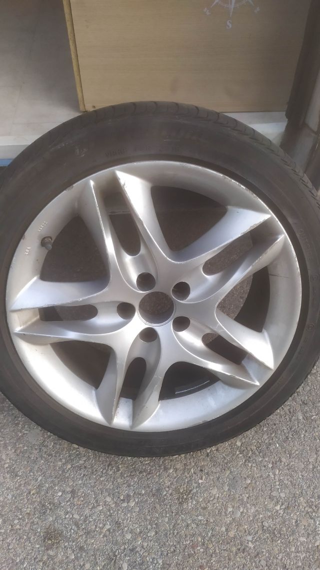 Llantas y neumaticos