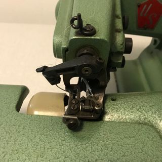 Maquina puntada invisible