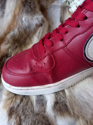 Zapatillas Nike Air Force-1 rojas T41 EU