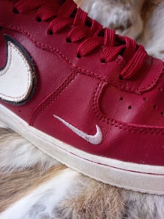 Zapatillas Nike Air Force-1 rojas T41 EU