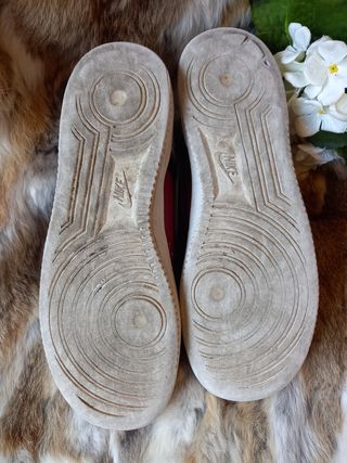 Zapatillas Nike Air Force-1 rojas T41 EU