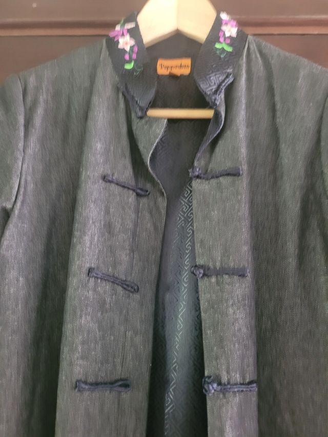 Abrigo de verano bordado 