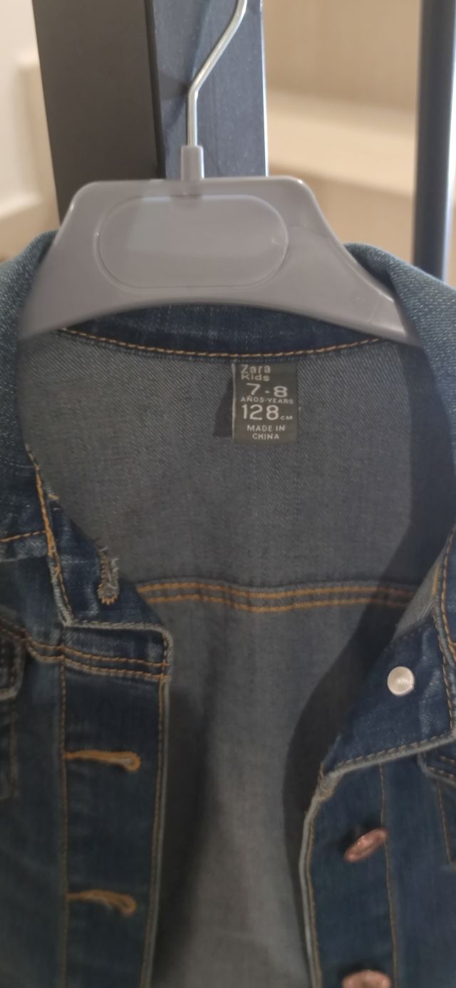 Cazadora vaquera niña