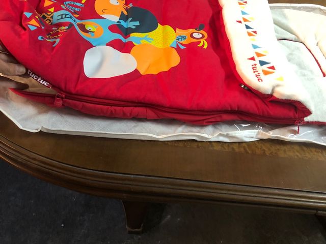 Cama individual metálica con somier de madera